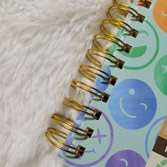 Clementine Paper Co. Smiley Face Spiral Notebook - Picture 4 of 5